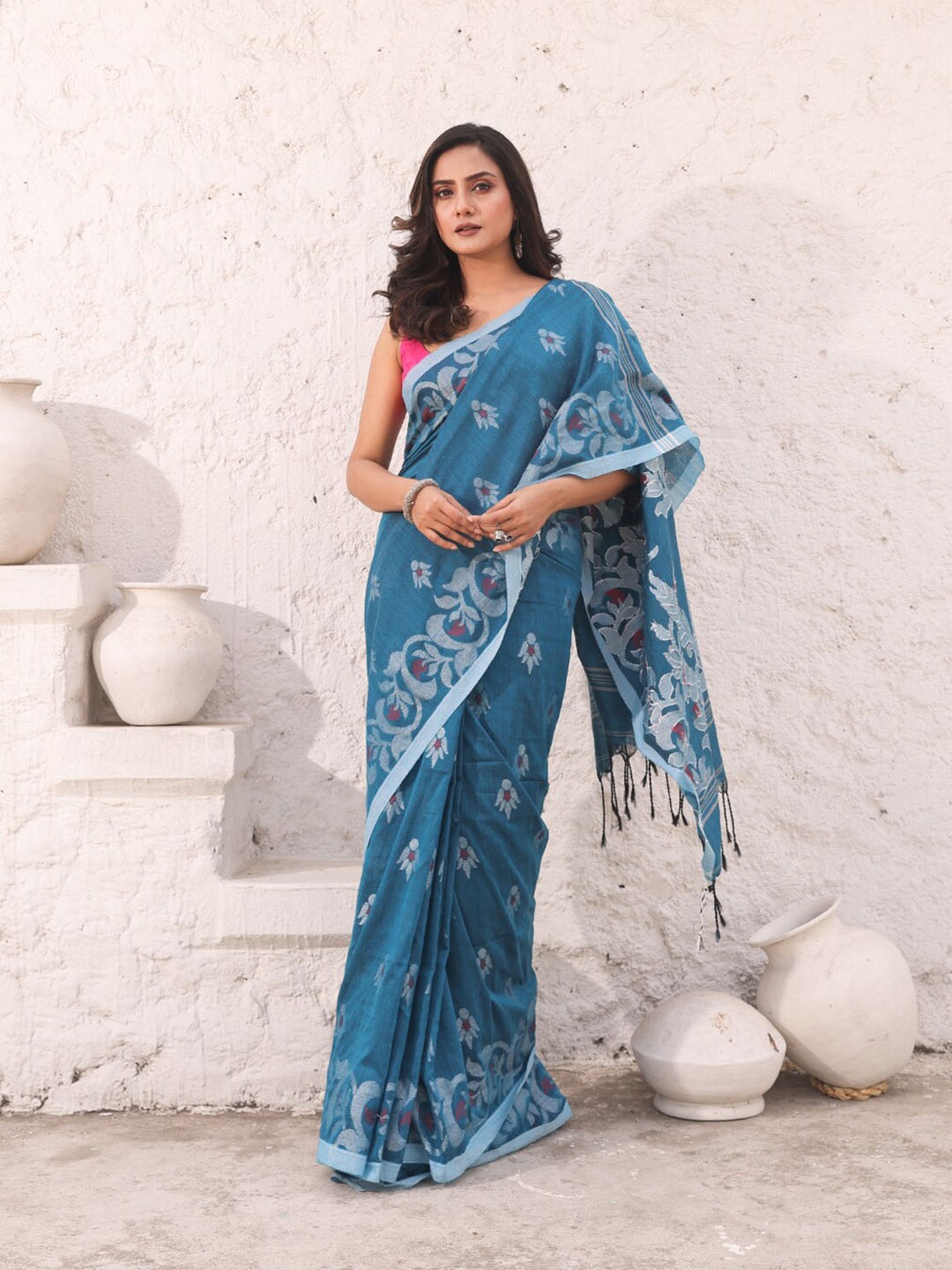 

Charukriti Ethnic Motifs Pure Cotton Saree, Teal