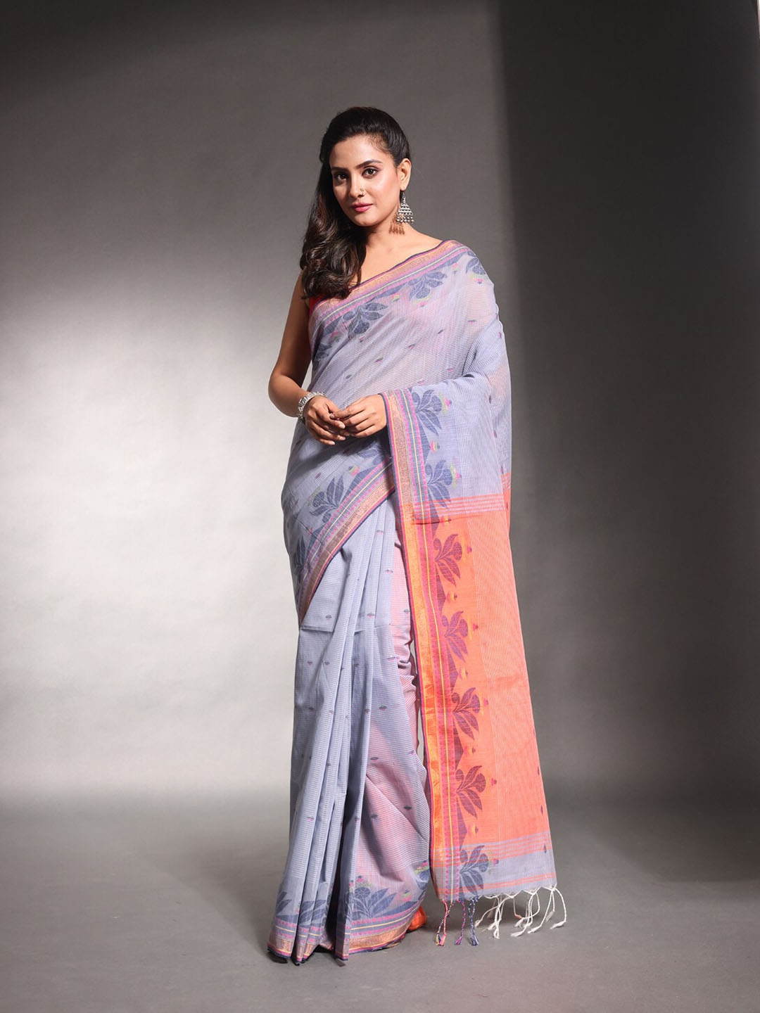 

Charukriti Ethnic Motifs Woven Design Zari Saree, Grey