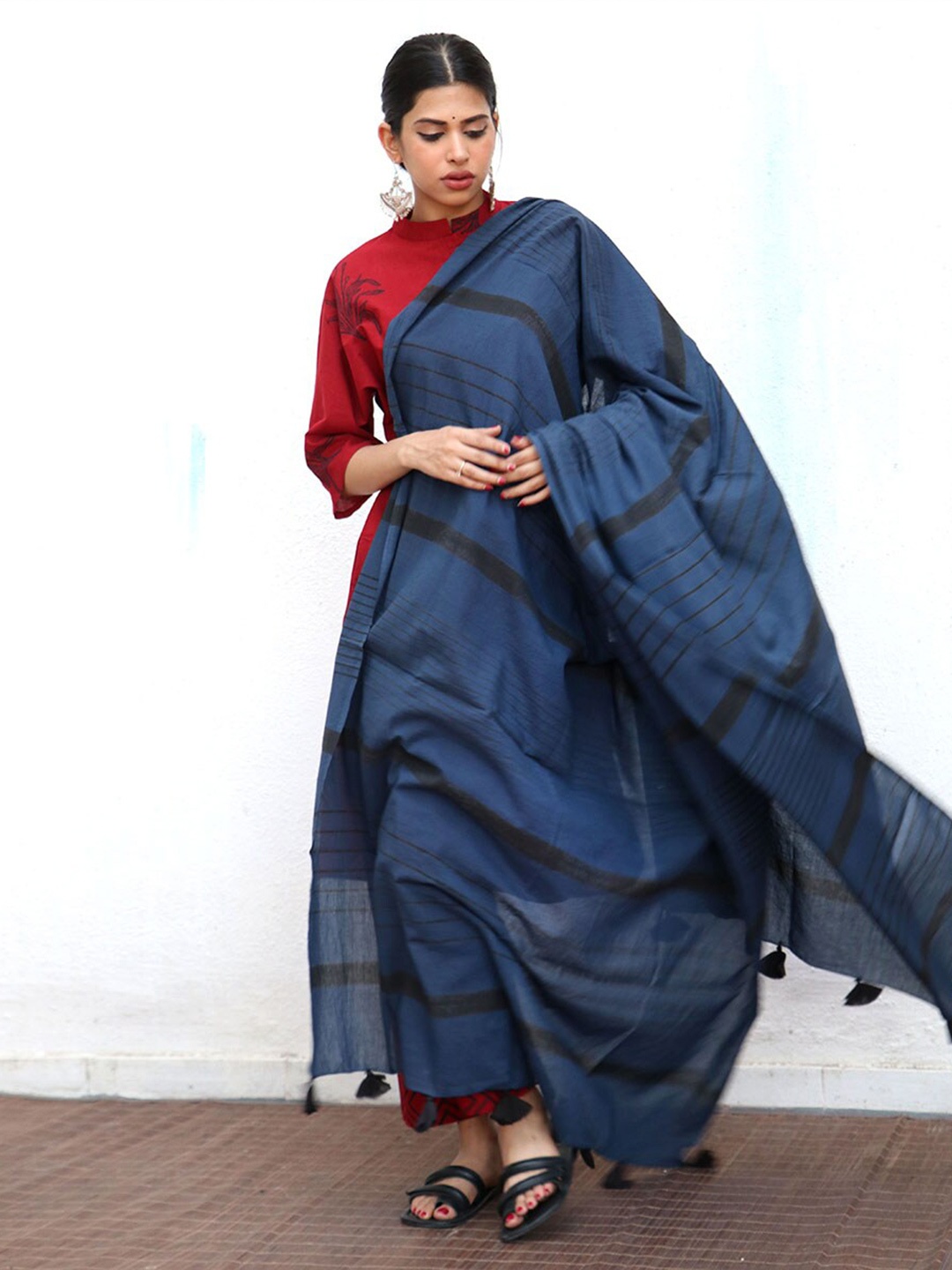 

Chidiyaa Striped Block Print Pure Cotton Dupatta, Blue