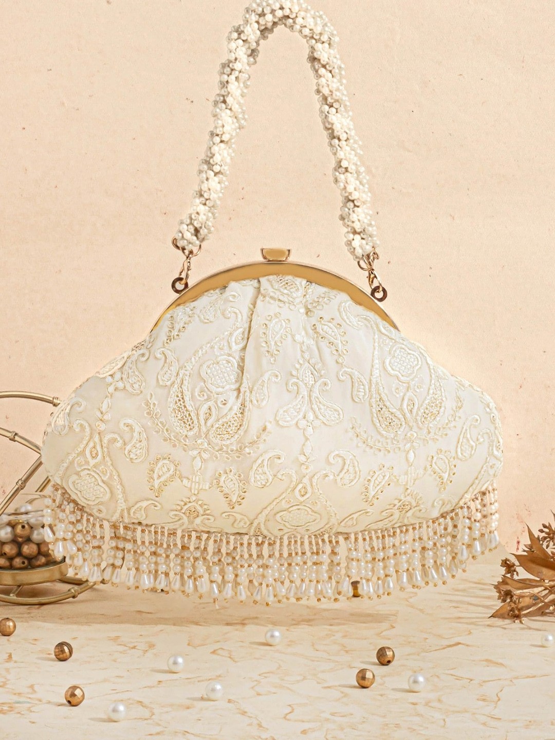 

AMYRA Embroidered Purse, Off white