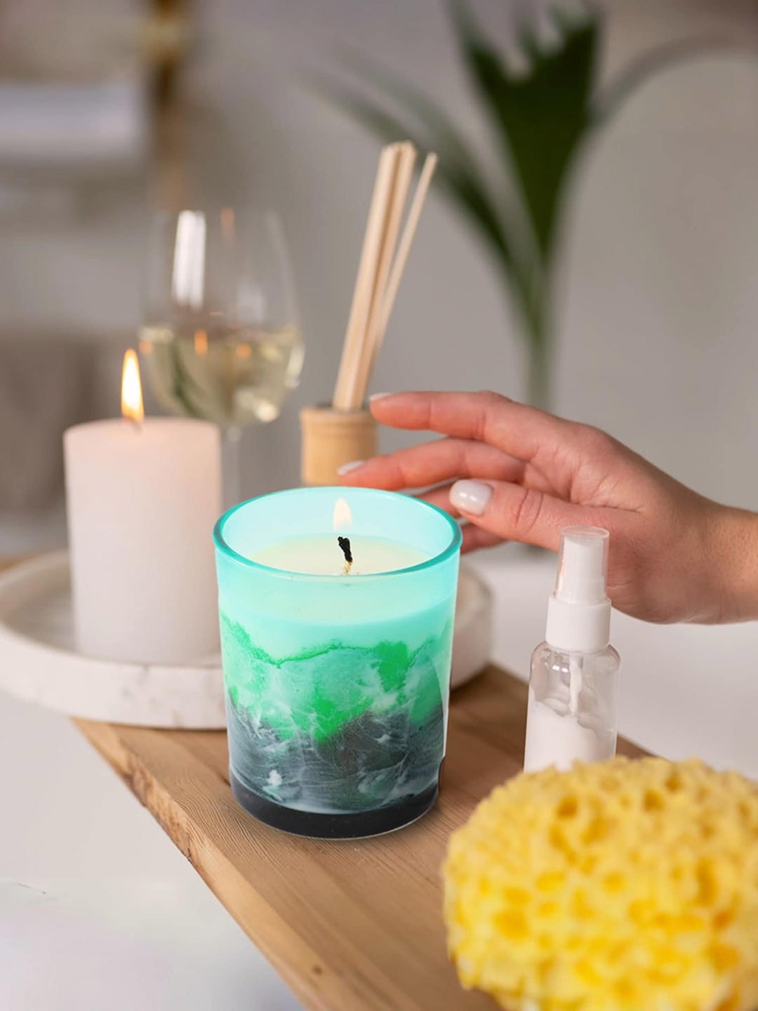 

UMAI Blue & Green Scented Candle with Jar