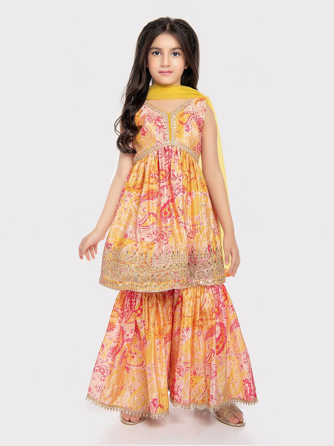 Tiny Kingdom Girls Floral Printed Regular Kurta with Sharara & With Dupatta, Orange