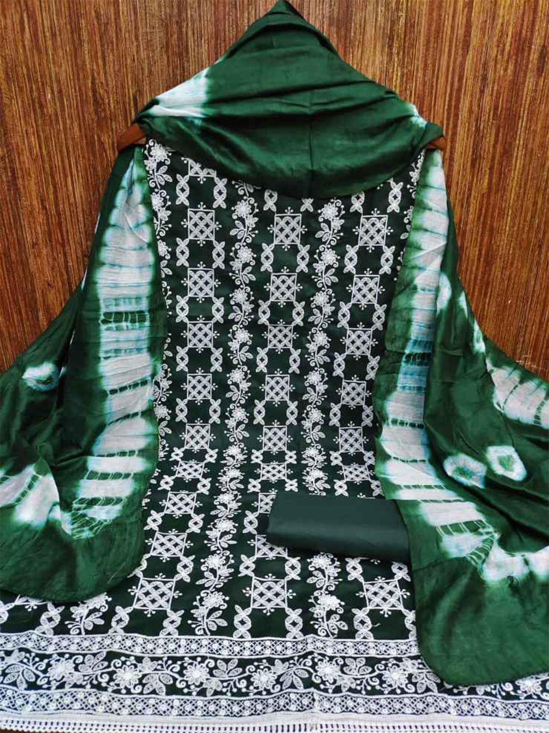 

faxofab Embroidered Unstitched Dress Material, Green