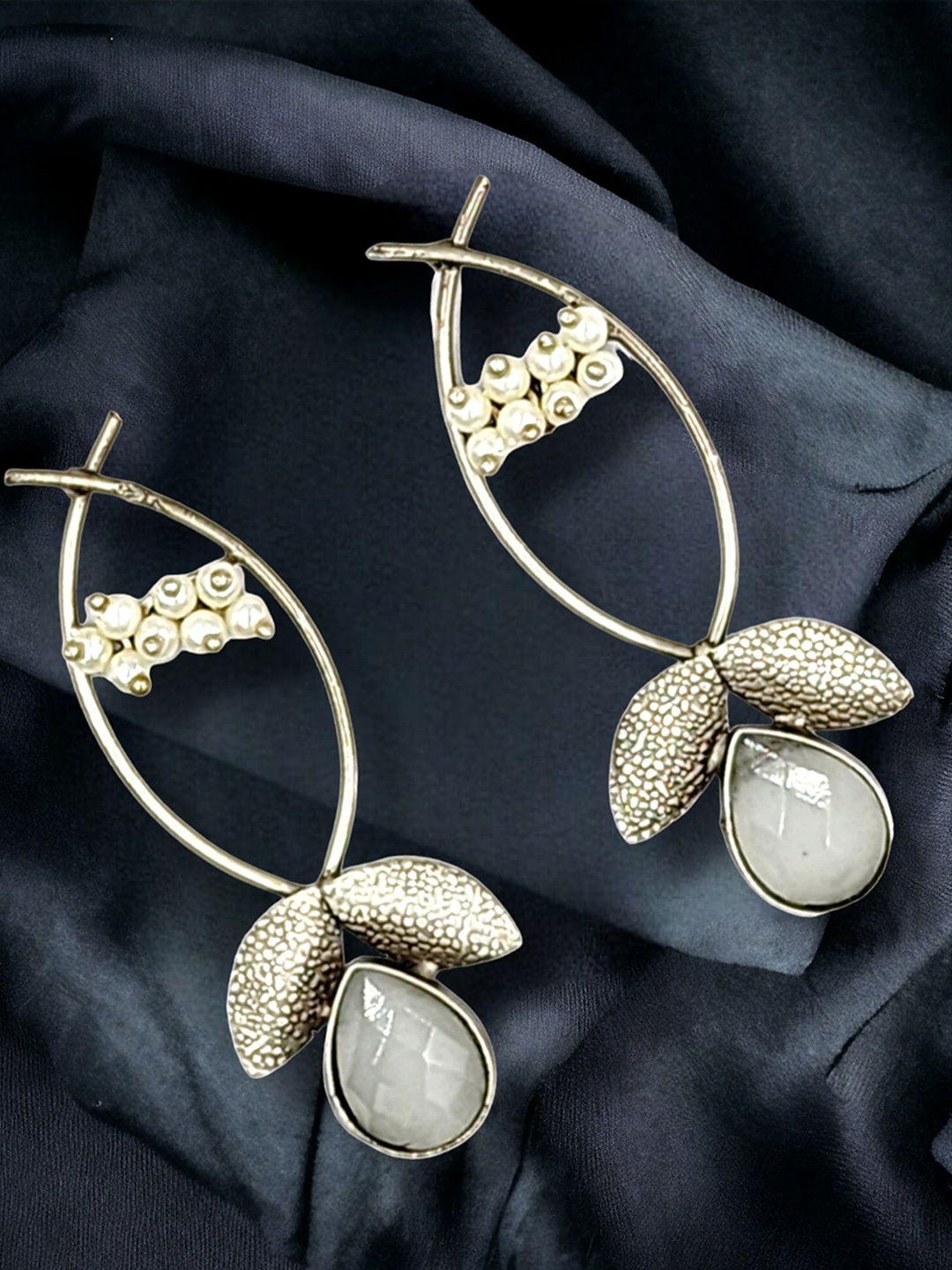 

Sangria Silver-Plated Stone Studded & Beaded Oxidised Drop Earrings