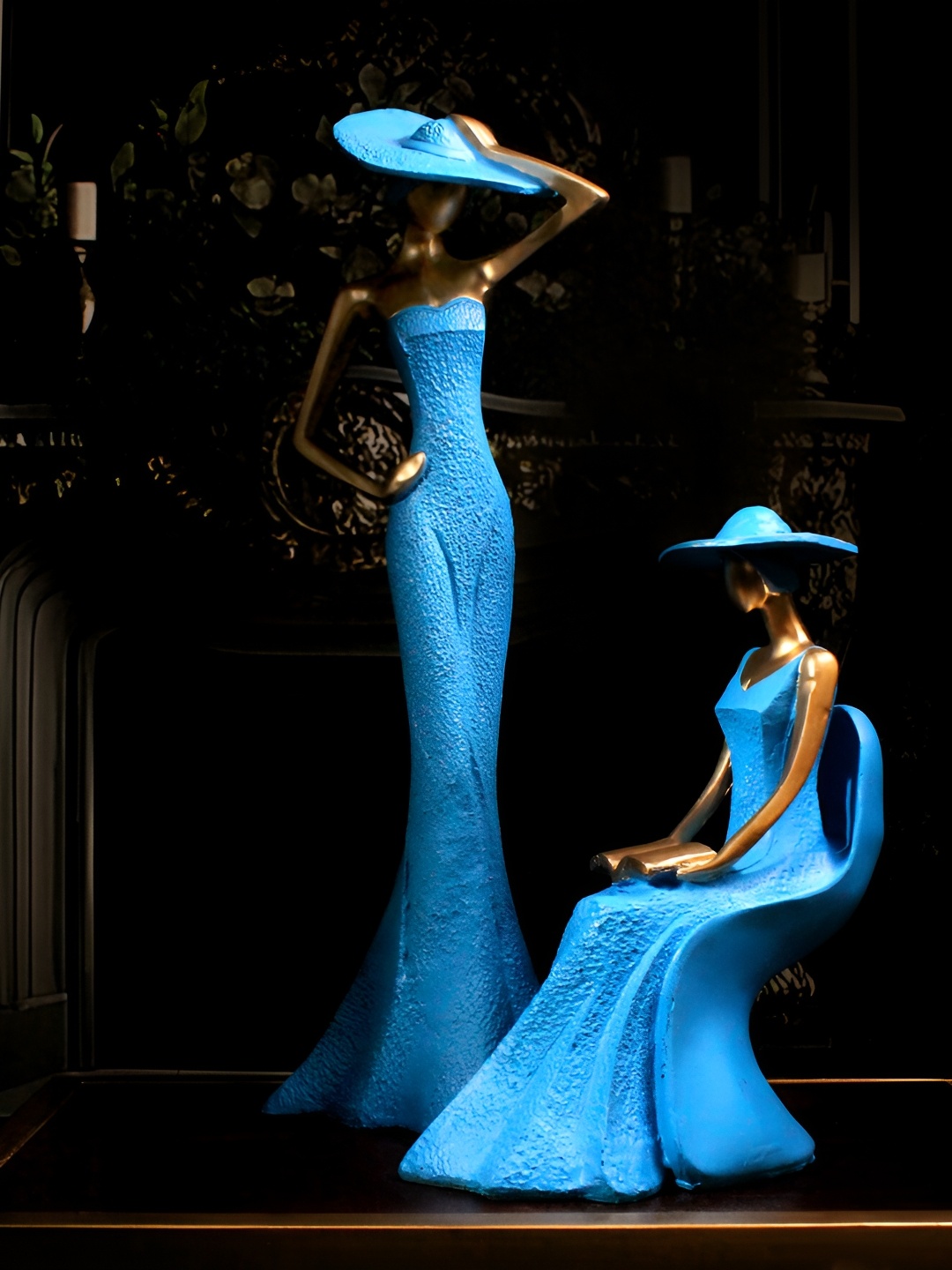 

THE WHITE INK DECOR Blue 2 Pcs Figurine Showpiece