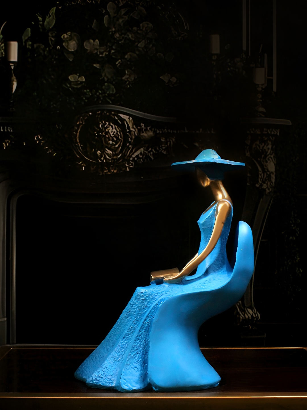 

THE WHITE INK DECOR Blue Figurine Medium Showpiece