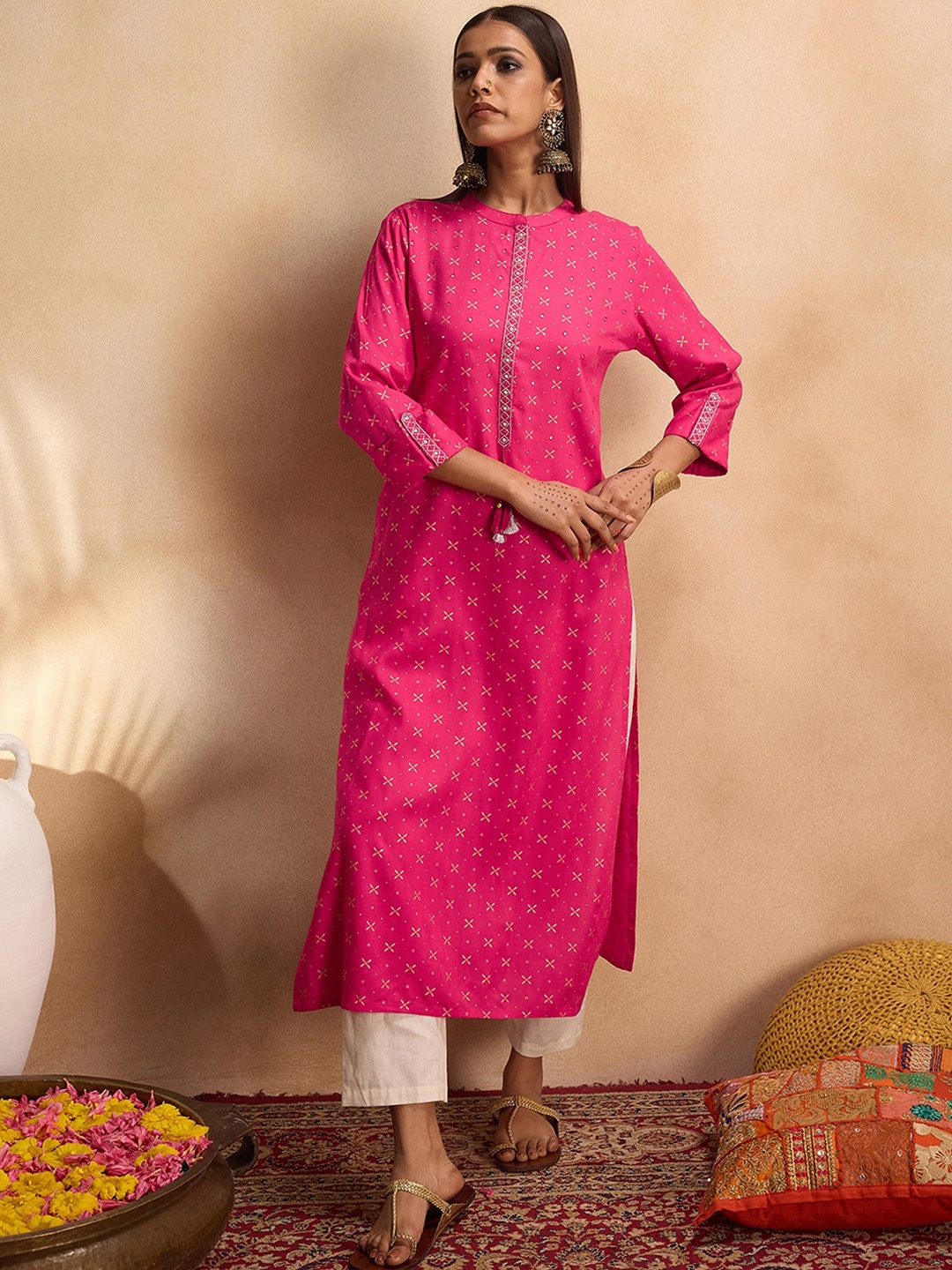 

Indo Era Ethnic Motifs Printed Mirror Work Straight Kurta, Pink