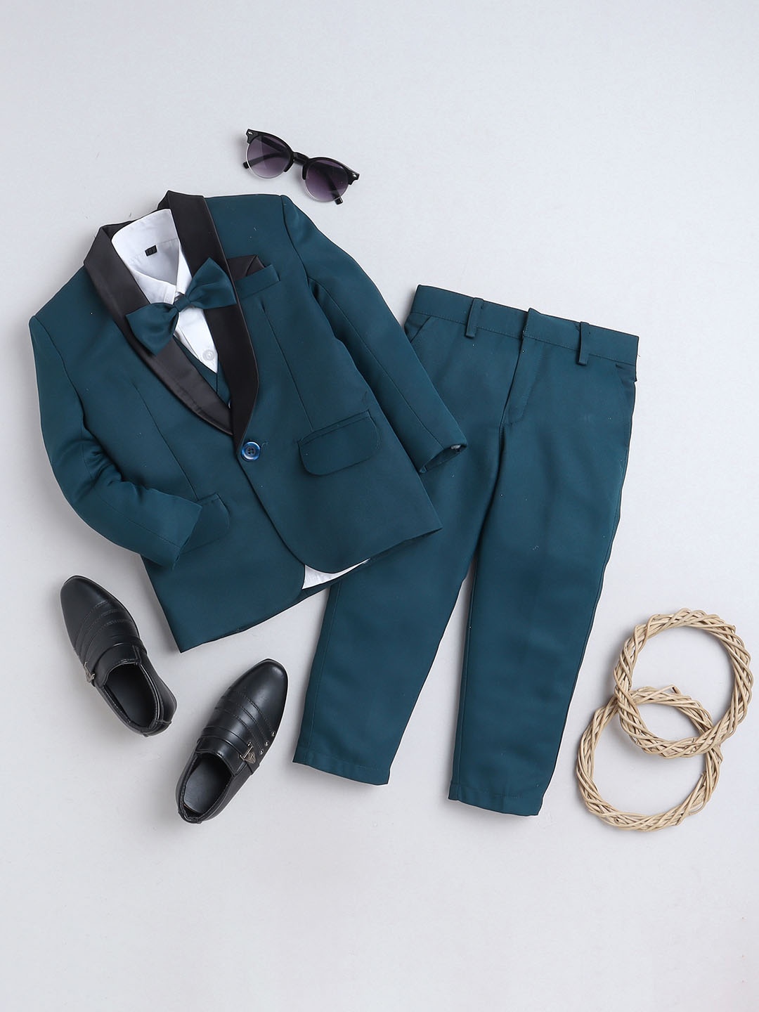 

Jeetethnics Boys Single-Breasted Silk Cotton 5-Piece Party Suit, Turquoise blue