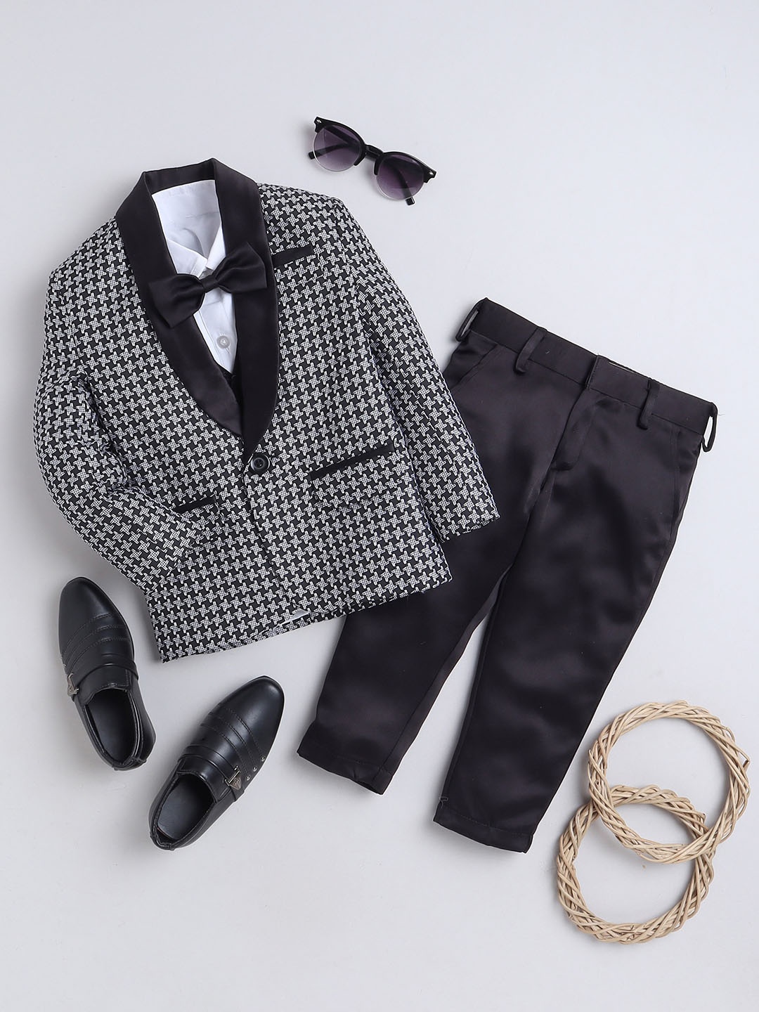 

Jeetethnics Boys Self Design Shawl Collar Silk Cotton Tuxedo 3 Piece Suit, Black
