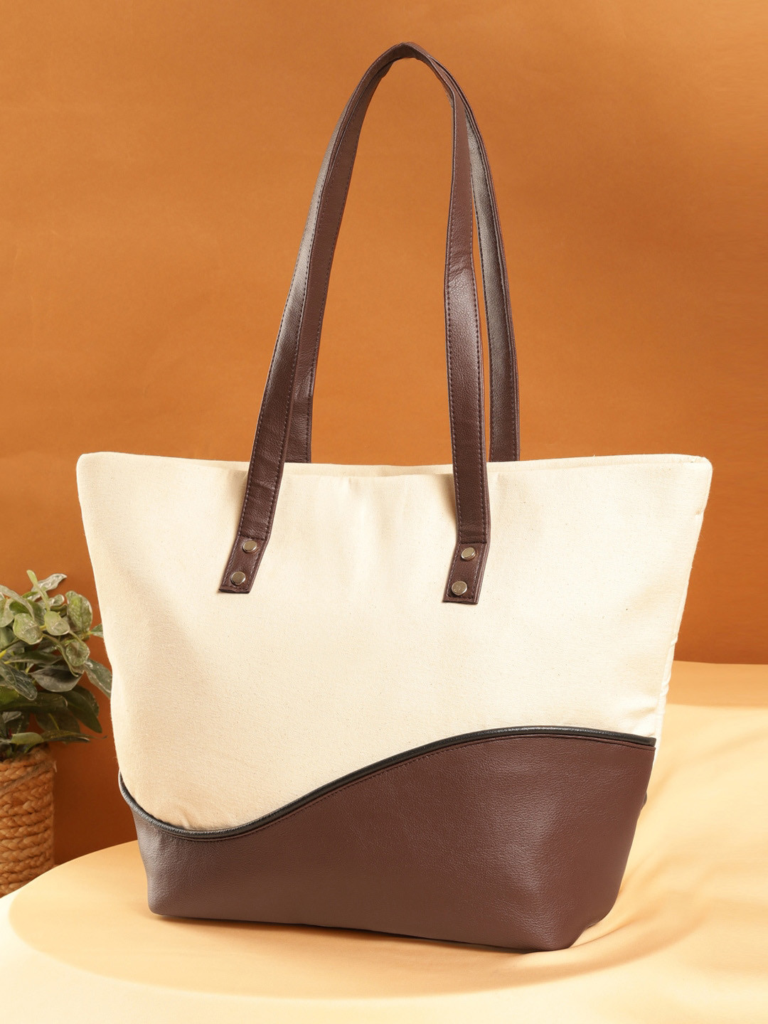 

DEEBACO Colourblocked Shopper Shoulder Bag, Cream