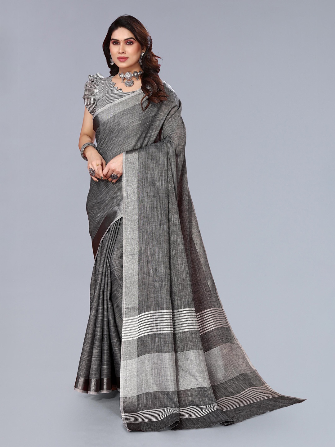 

VASTRA-THE FACTORY STORE Zari Border Saree, Silver