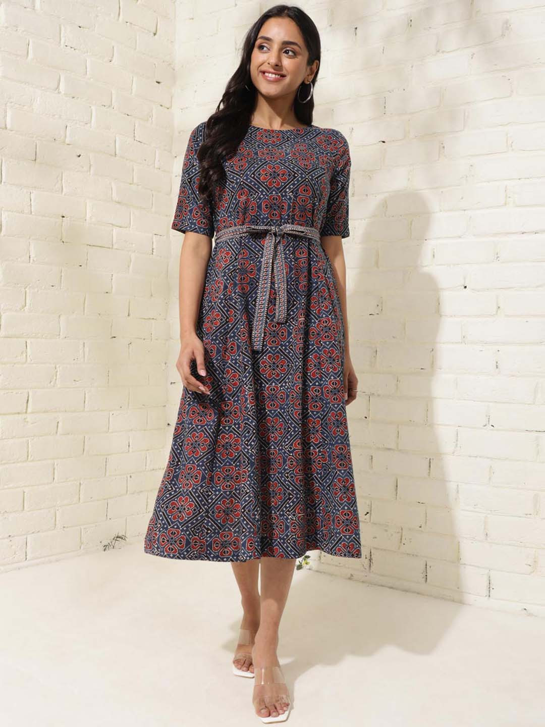 

Fabindia Floral Printed Round Neck Cotton A-Line Dress, Blue