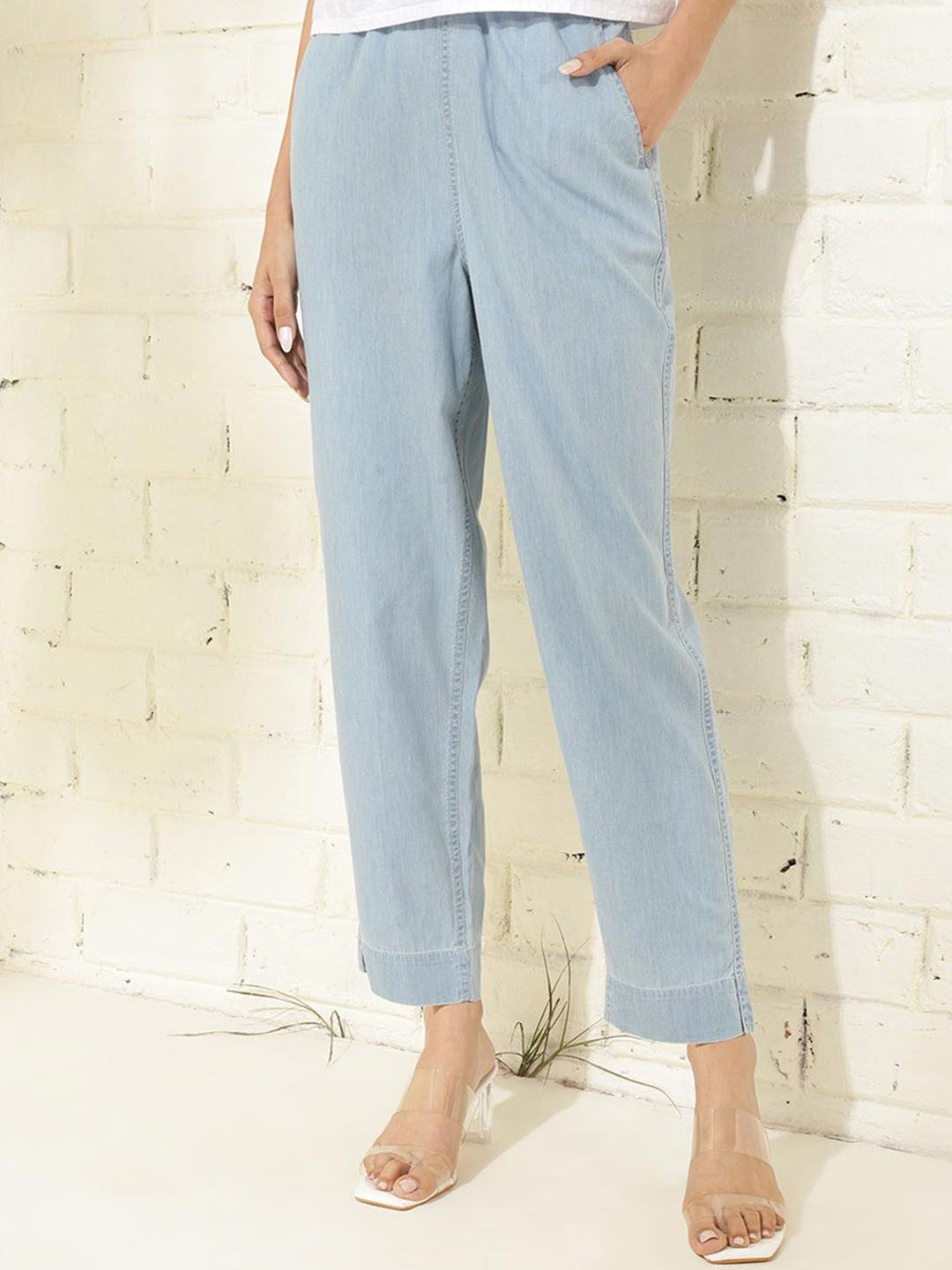 

Fabindia Women Comfort Fit Ankle Length High-Rise Casual Tapered Pant, Blue