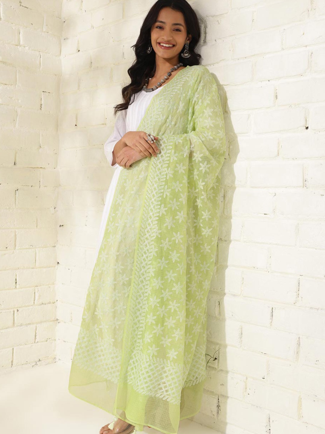 

Fabindia Floral Embroidered Cotton Silk Dupatta, Green