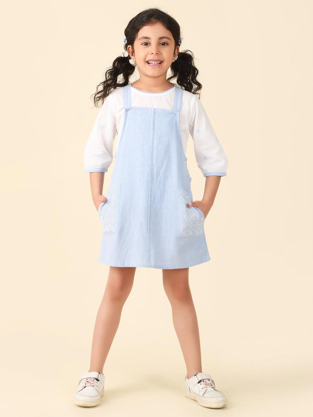 

Fabindia Girls Embroidered Cotton Dungarees, Blue
