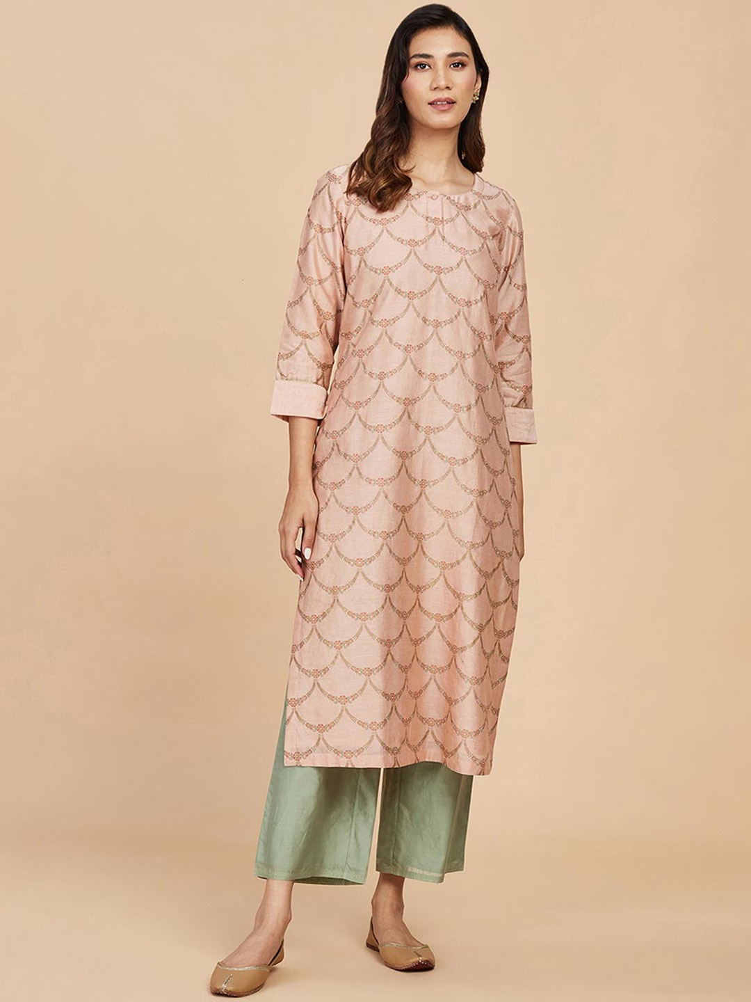 

Fabindia Floral Printed Round Neck Straight Kurta, Peach