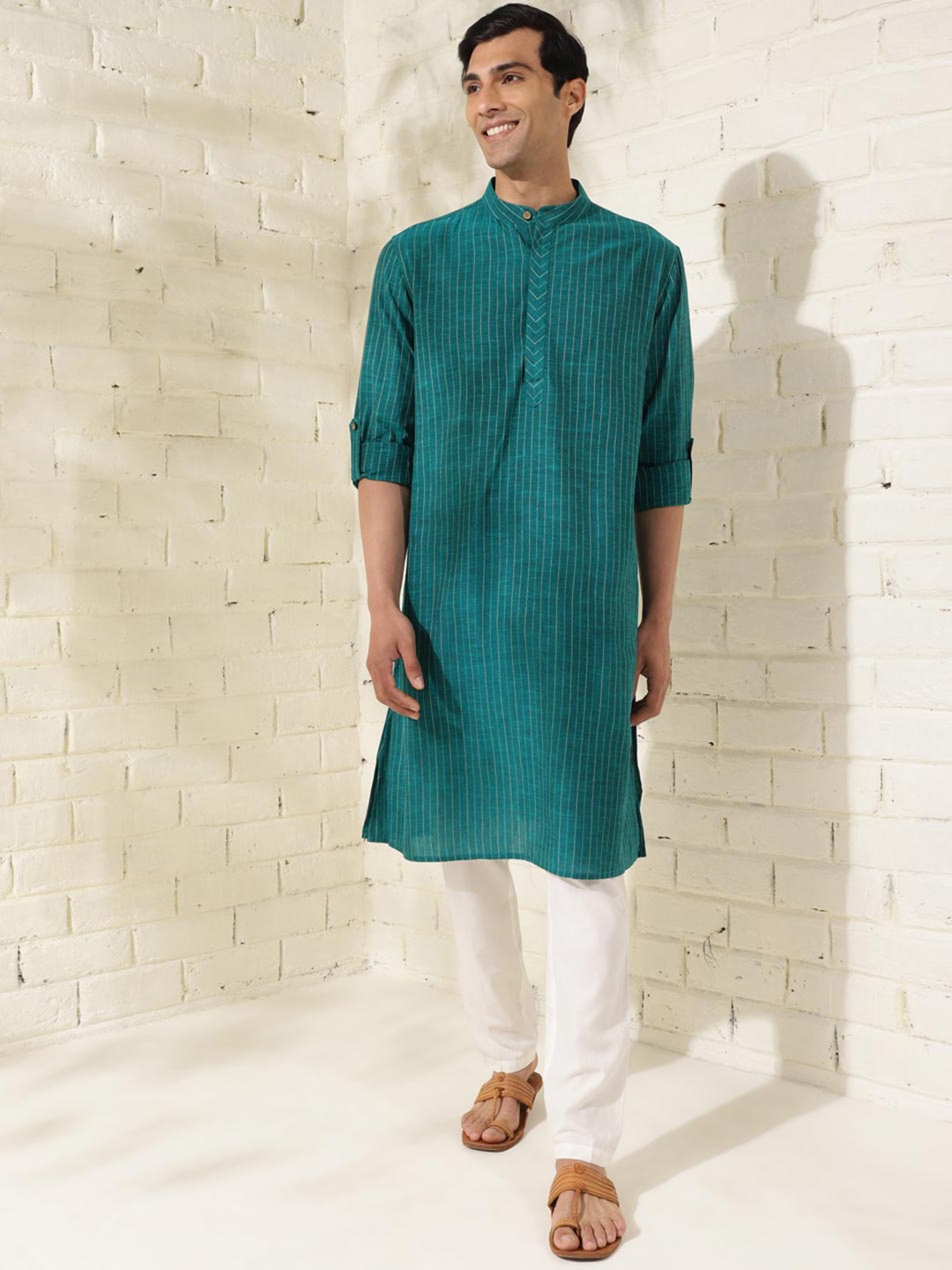 

Fabindia Striped Band Collar Long Sleeves Straight Kurta, Teal