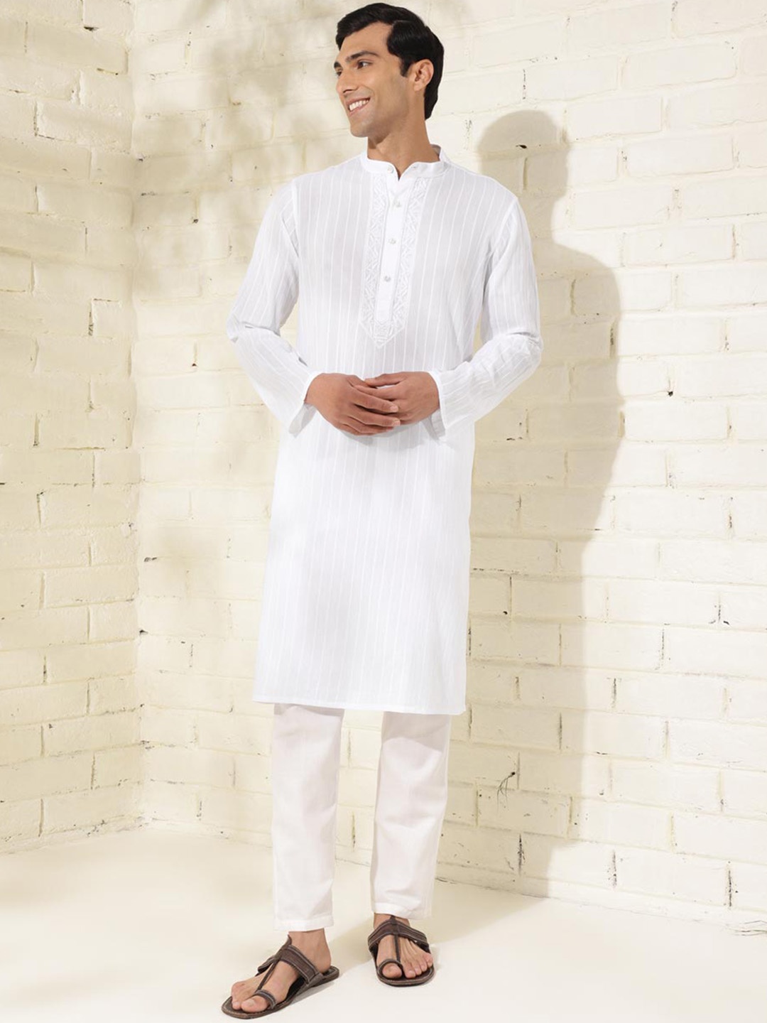 

Fabindia Striped Band Collar Pure Cotton Chikankari Straight Kurta, White