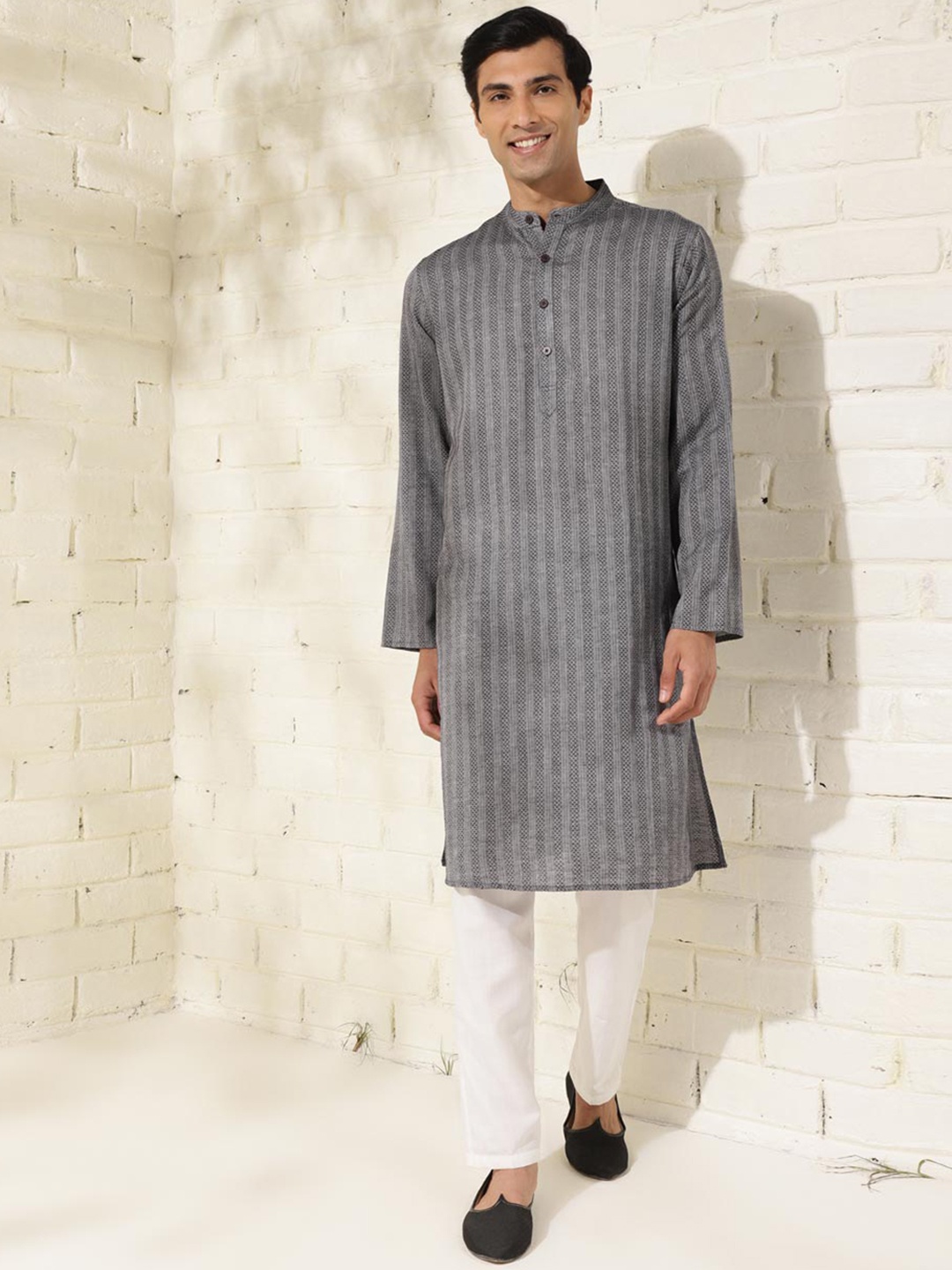 

Fabindia Comfort Fit Mandarin Collar Striped Cotton A-Line Kurta, Grey