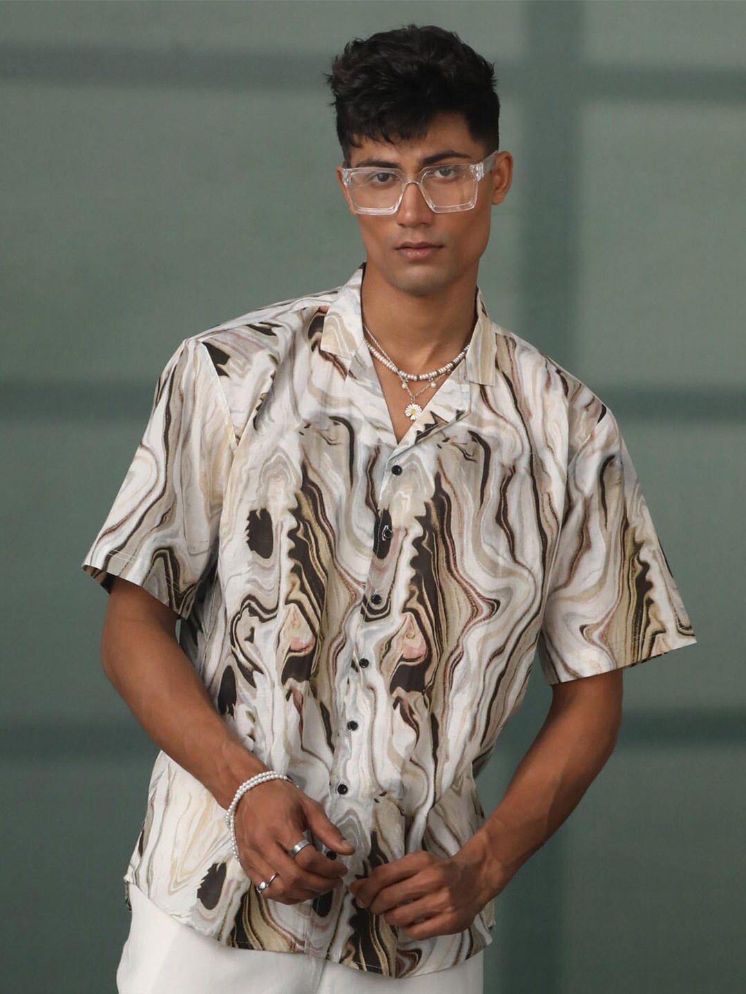 

VASTRAMAY Premium Floral Opaque Printed Cotton Casual Shirt, Coffee brown