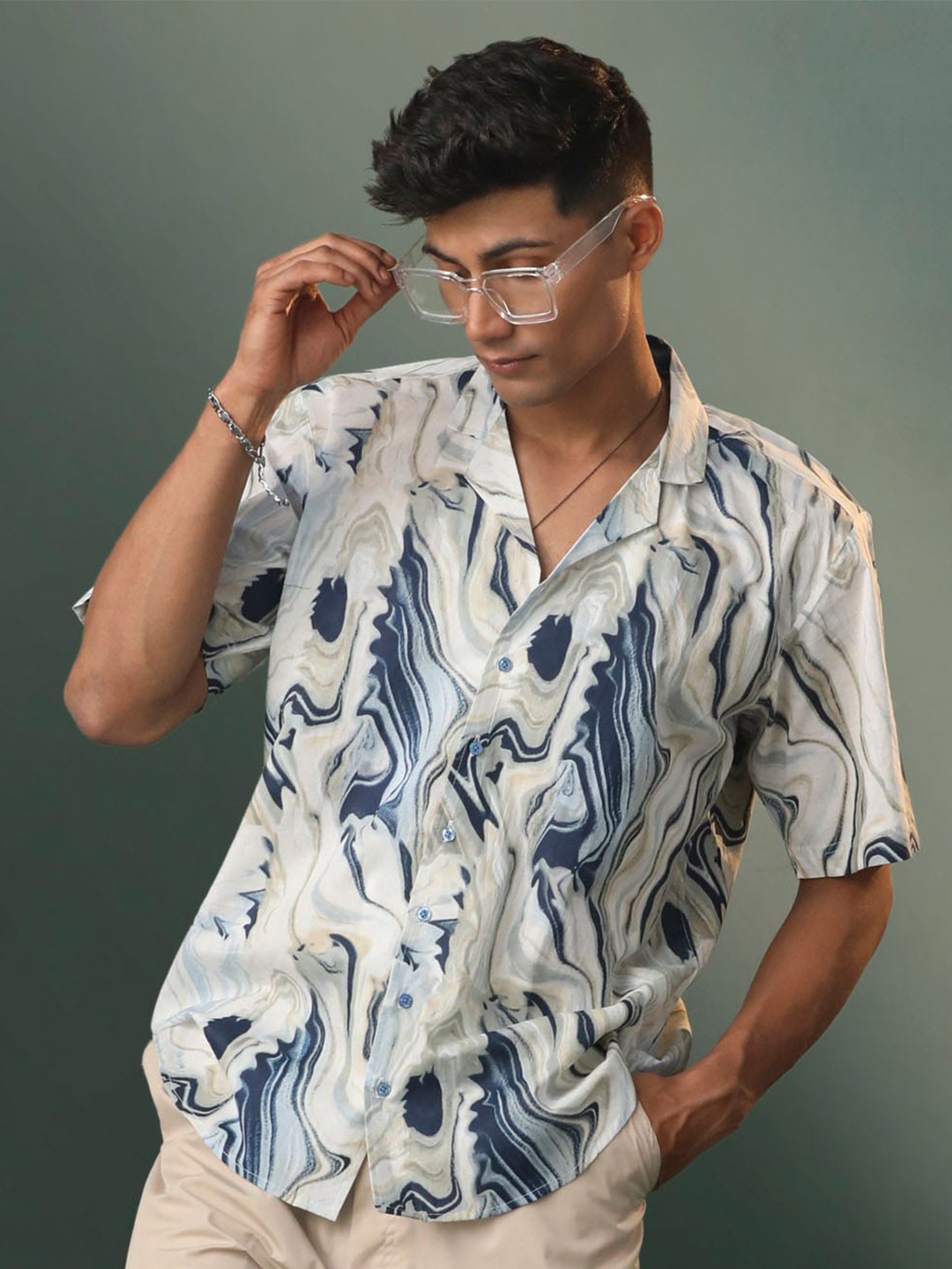 

VASTRAMAY Premium Opaque Abstract Printed Cotton Casual Shirt, Navy blue