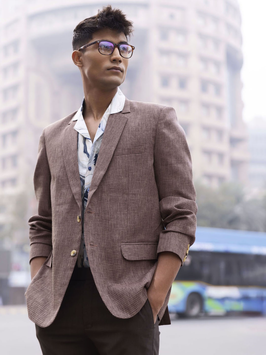

VASTRAMAY Checked Slim-Fit Single-Breasted Casual Blazer, Coffee brown