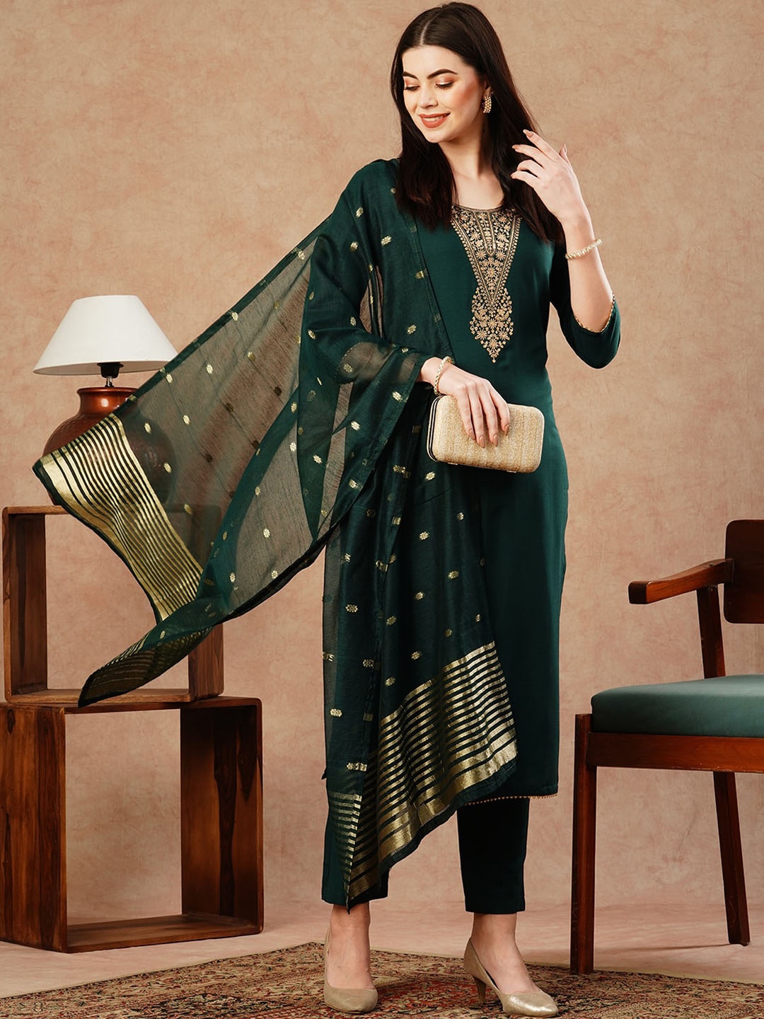 

KALINI Ethnic Motifs Embroidered Thread Work Kurta With Trousers & Dupatta, Green