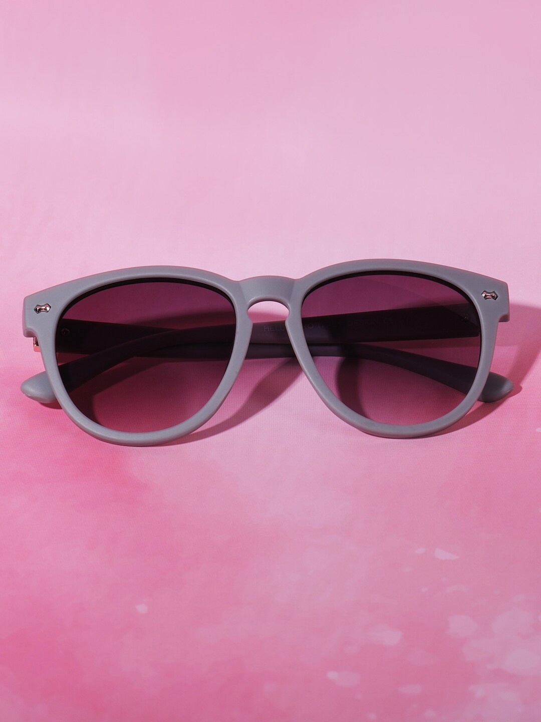 

DukieKooky Kids Oversized Sunglasses with UV Protected Lens DKSG443C, Grey