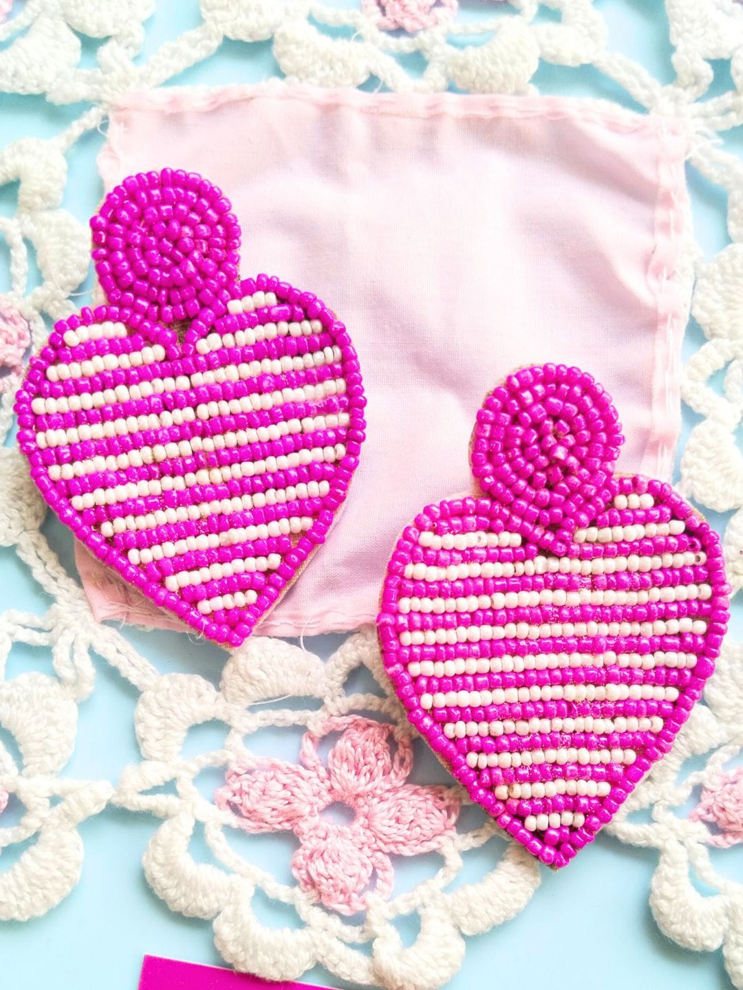 

DressBerry Pink & White Heart Shaped Drop Earrings