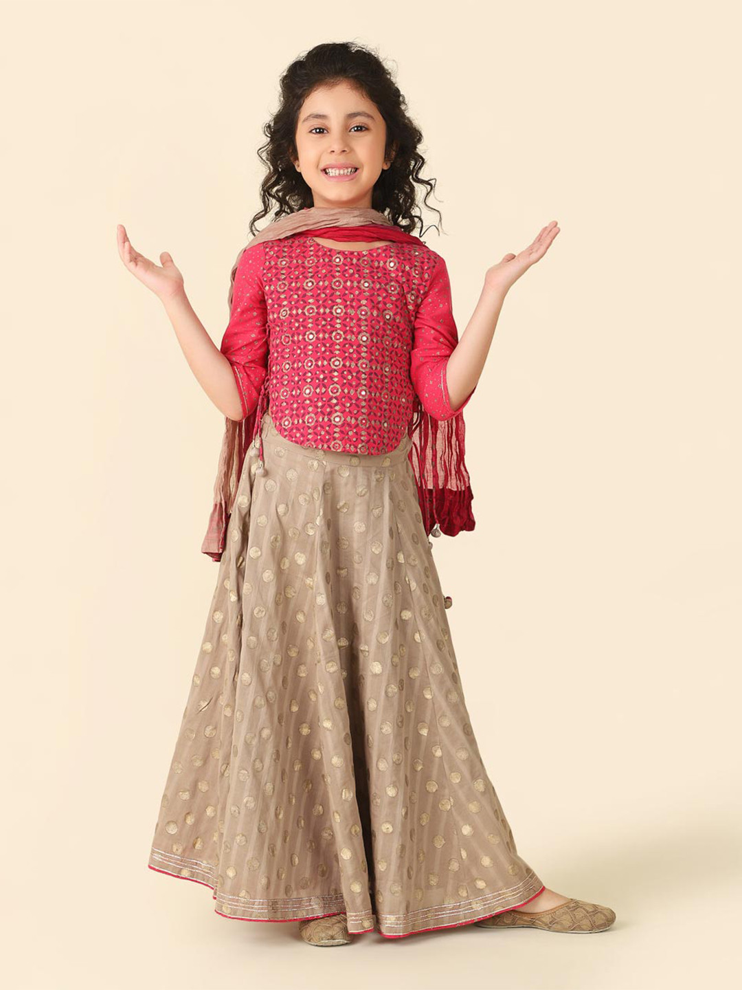 

Fabindia Girls Printed Round Neck Cotton Ready to Wear Lehenga & Blouse With Dupatta, Beige