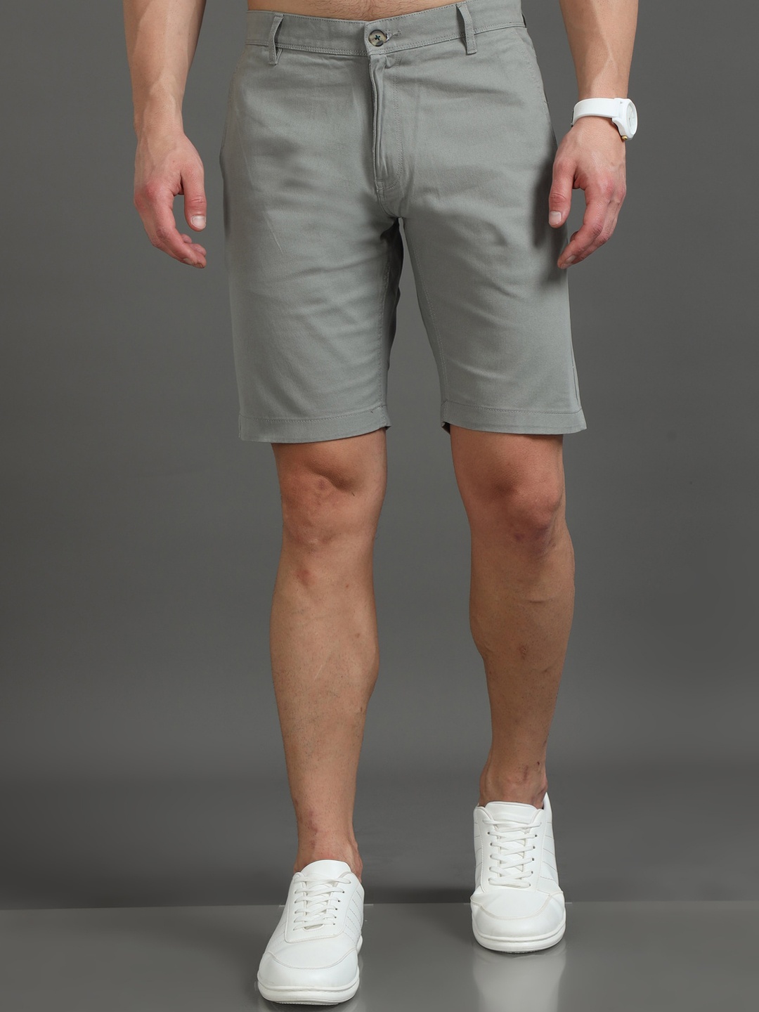 

Dogi Verg Men Slim Fit Chino Shorts, Grey