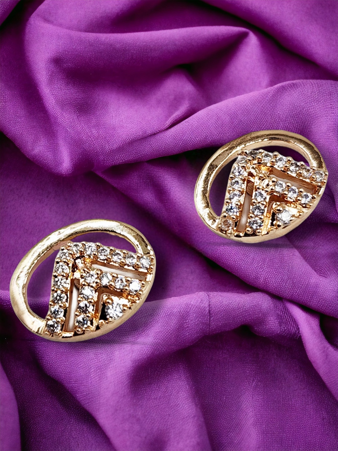 

DressBerry White Cubic Zirconia Studded Gold Plated Studs Earrings, Rose