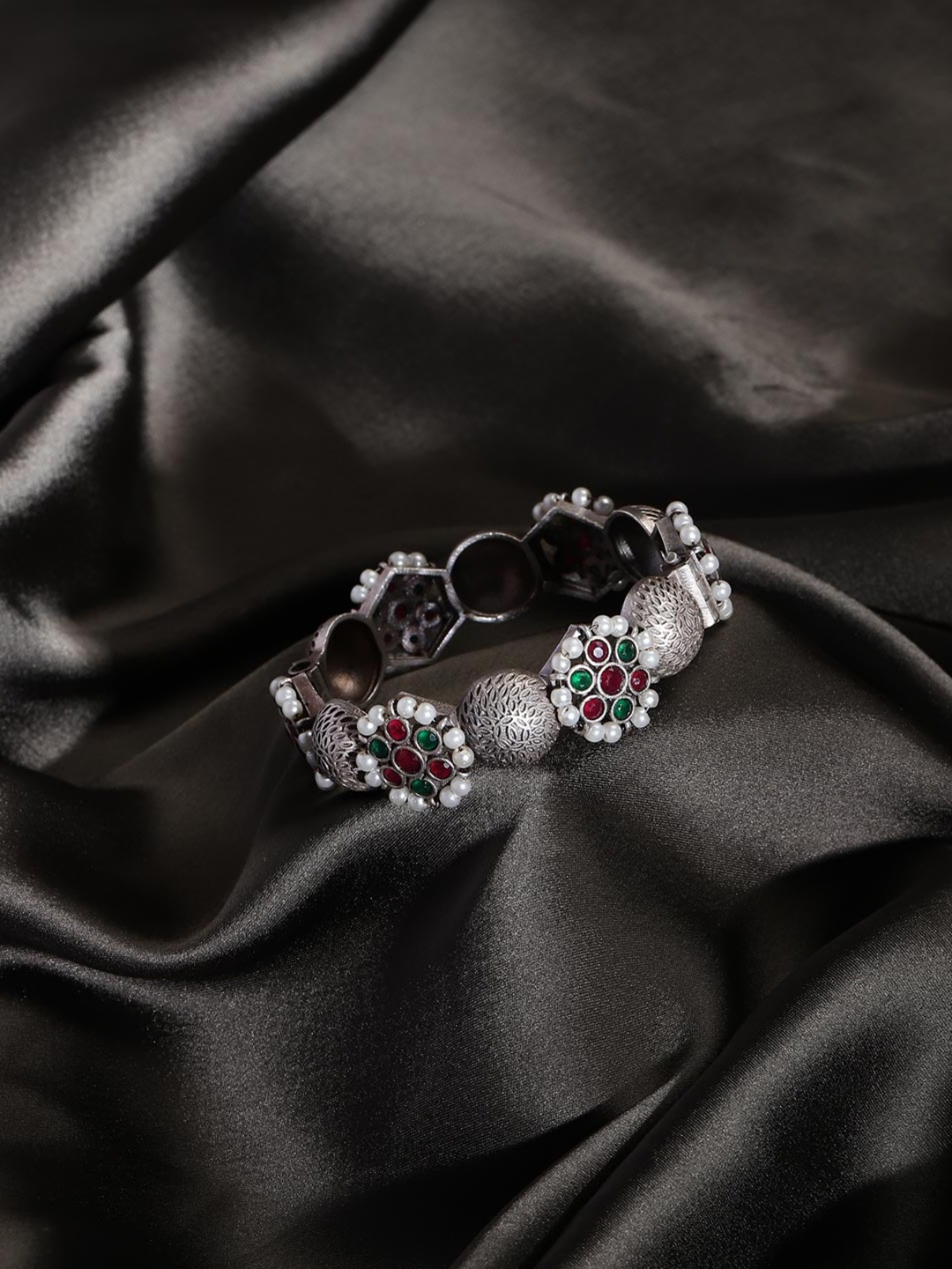 

Fabindia Artificial Stones-Studded & Beaded Bangle, Silver