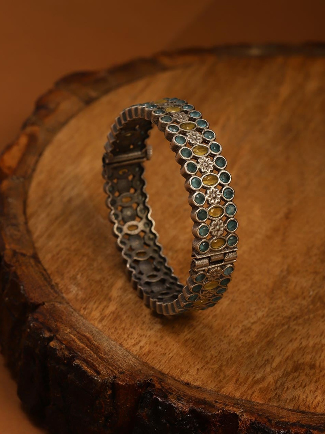 

Fabindia Artificial Stones-Studded Bangle, Silver