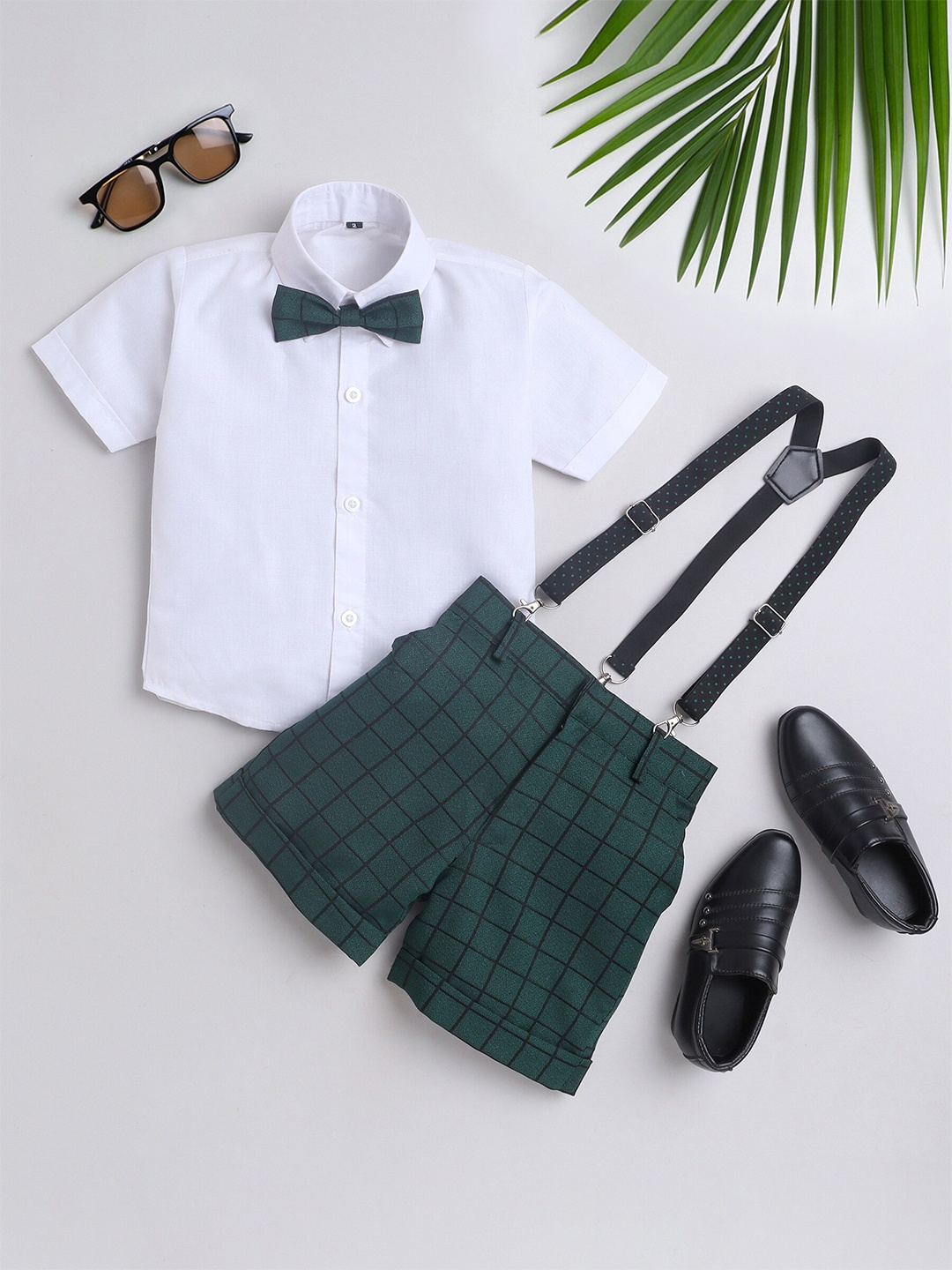 

Jeetethnics Boys Shirt Collar Shirt & Shorts With Suspenders, Green