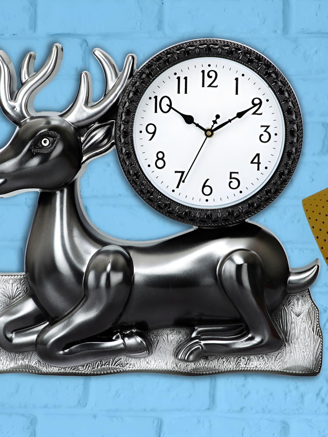 

Attractionz Black & White Wall Clock