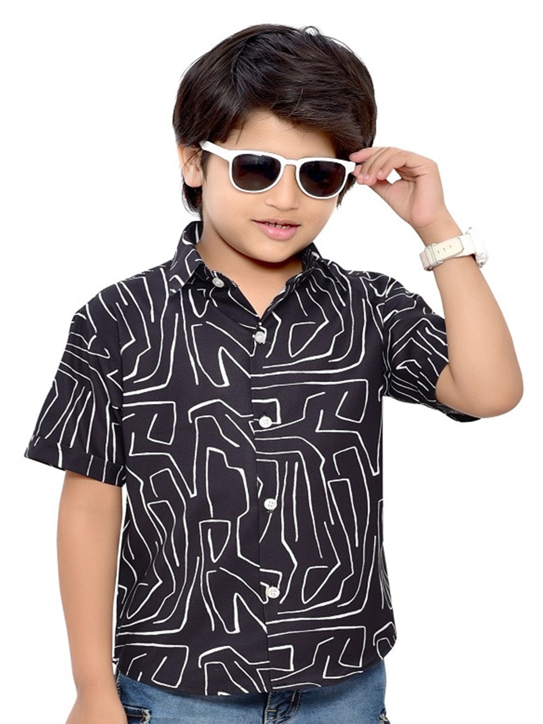 

BAESD Boys Comfort Abstract Printed Spread Collar Cotton Casual Shirt, Black