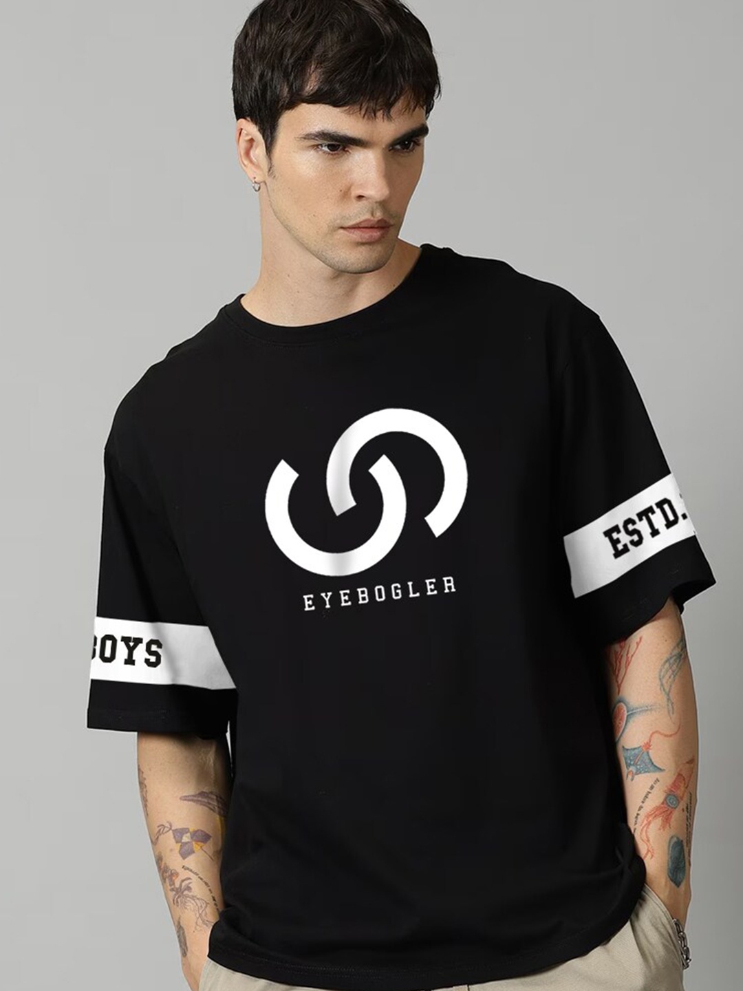 

Eyebogler Typography Printed Round Neck Extended Sleeves Applique T-shirt, Black