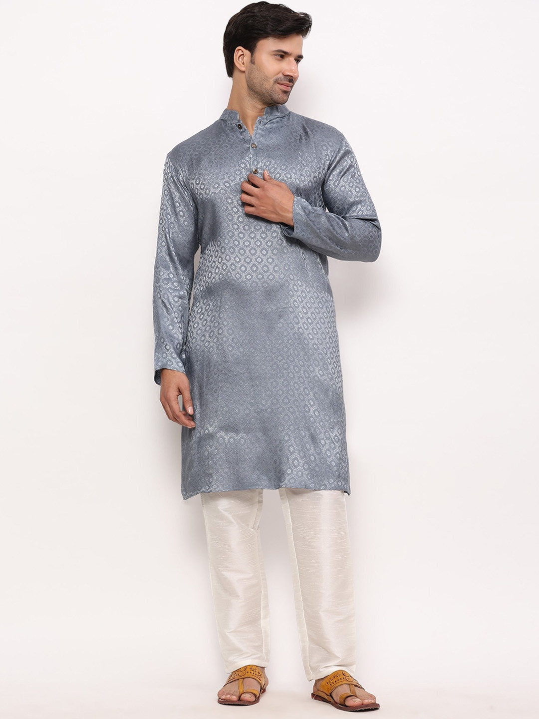 

ZARIMO Ethnic Motifs Woven design Mandarin Collar Zari Jacquard Straight Kurta, Grey