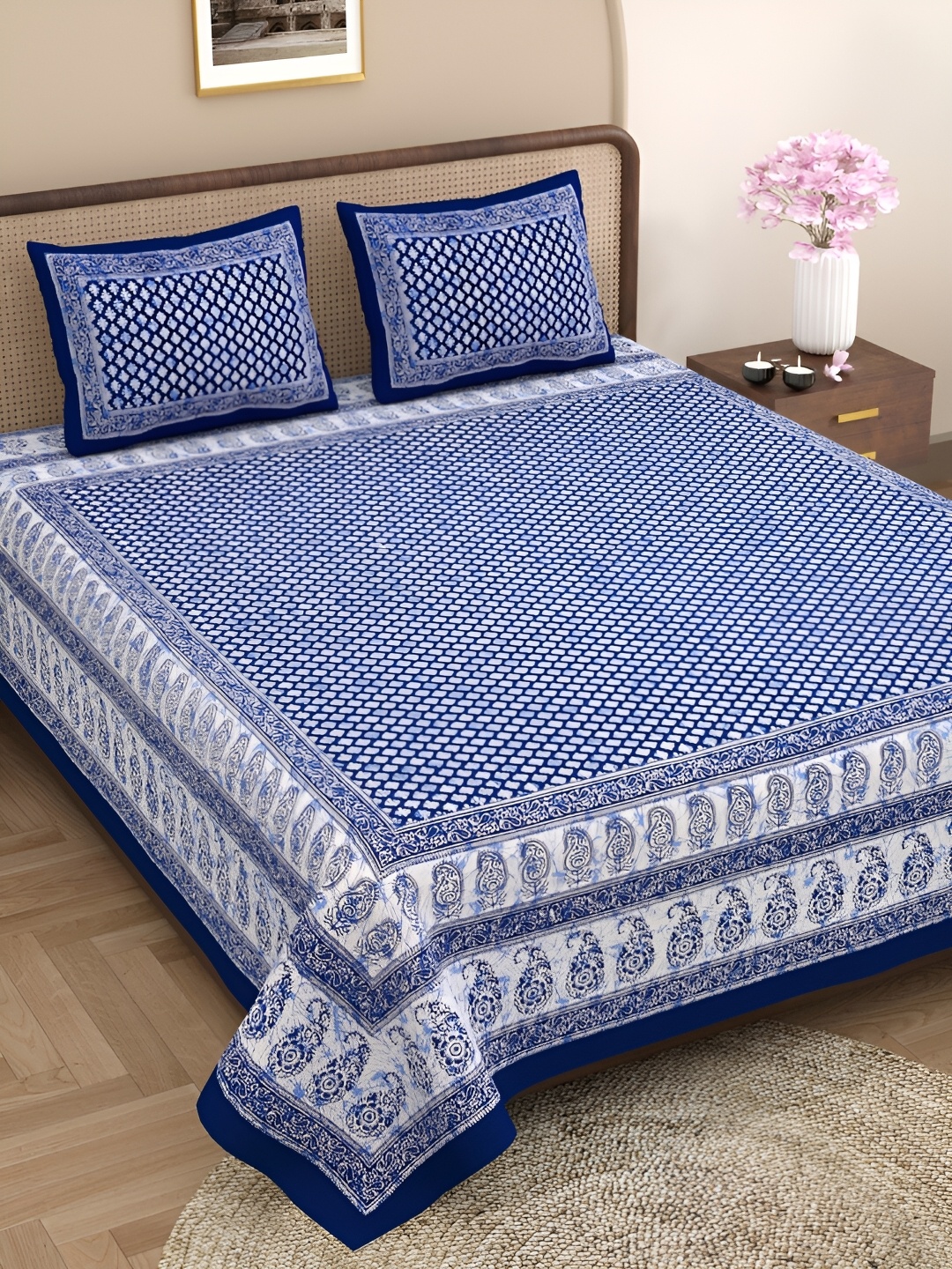 

Aura Blue & White Ethnic Motifs 144 TC Cotton Queen Bedsheet with 2 Pillow Covers