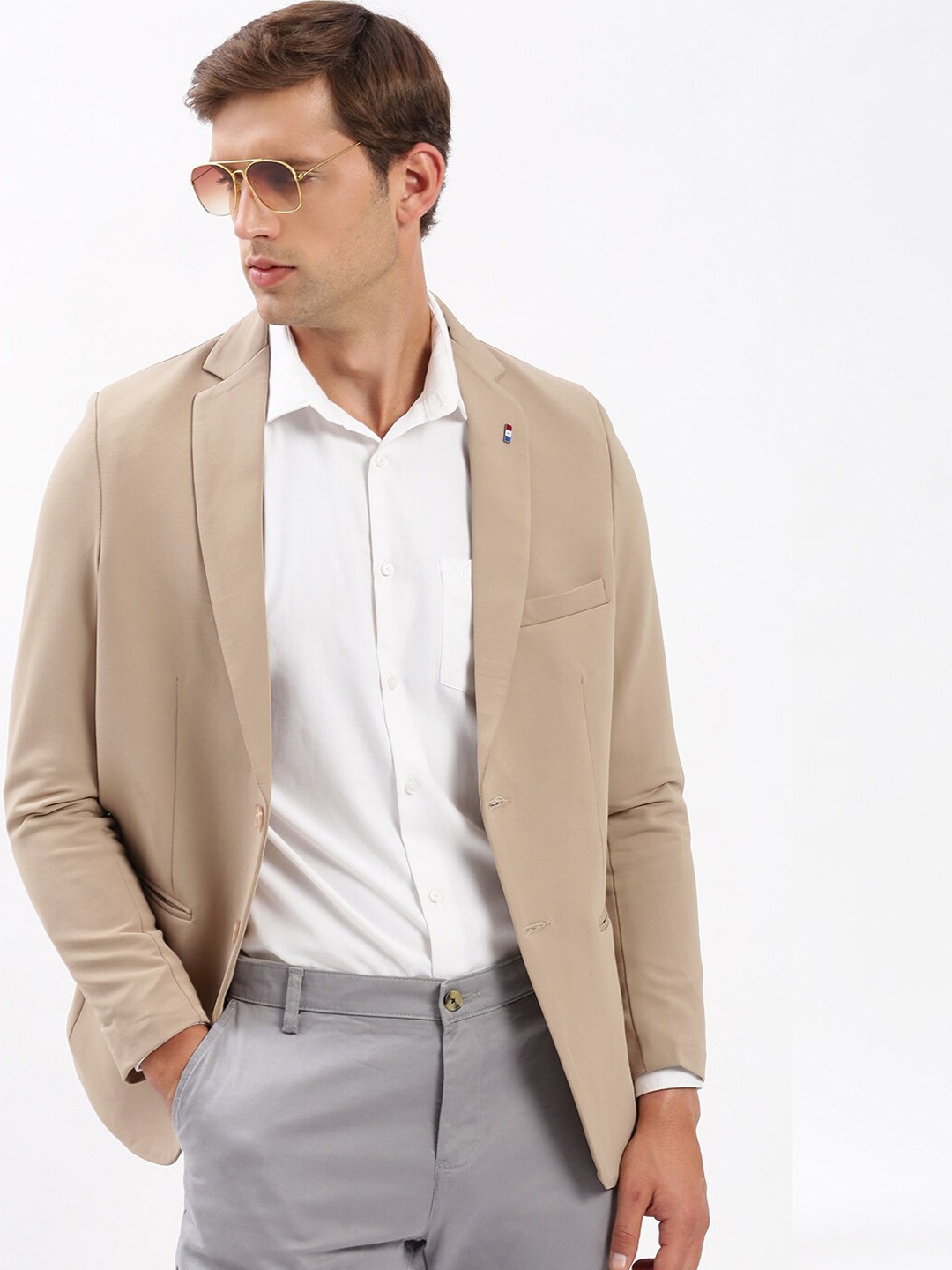 

SHOWOFF Slim-Fit Notched Lapel Collar Single-Breasted Blazer, Beige