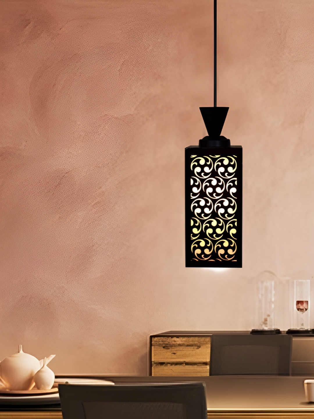 

Afast Brown & White Wooden Textured Traditional Ceiling Lamp