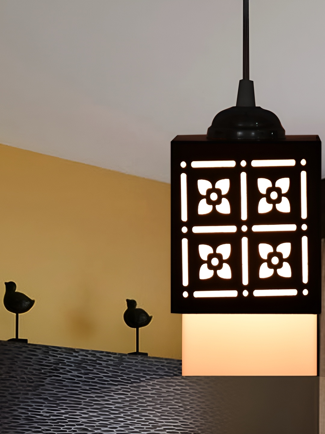 

Afast Black & White Traditional Textured Wooden Ceiling Lamp