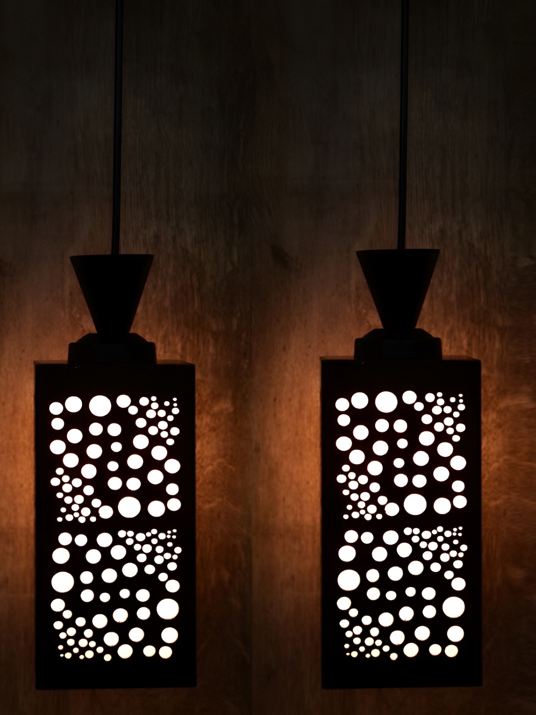 

Afast Black & White 2 Pieces Textured Rectangle Wooden Contemporary Ceiling Lamps
