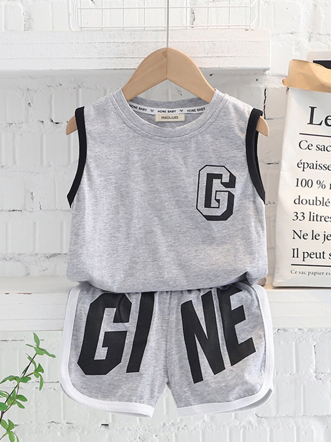 

INCLUD Infant Boys Printed Sleeveless T-shirt with Shorts, Grey