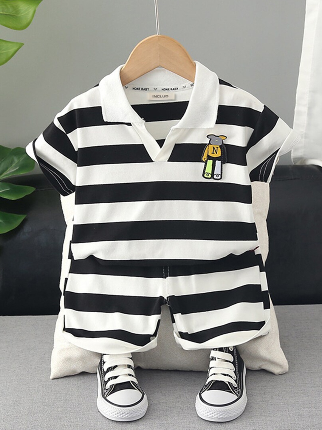 

INCLUD Boys Striped T-shirt with Shorts, Black