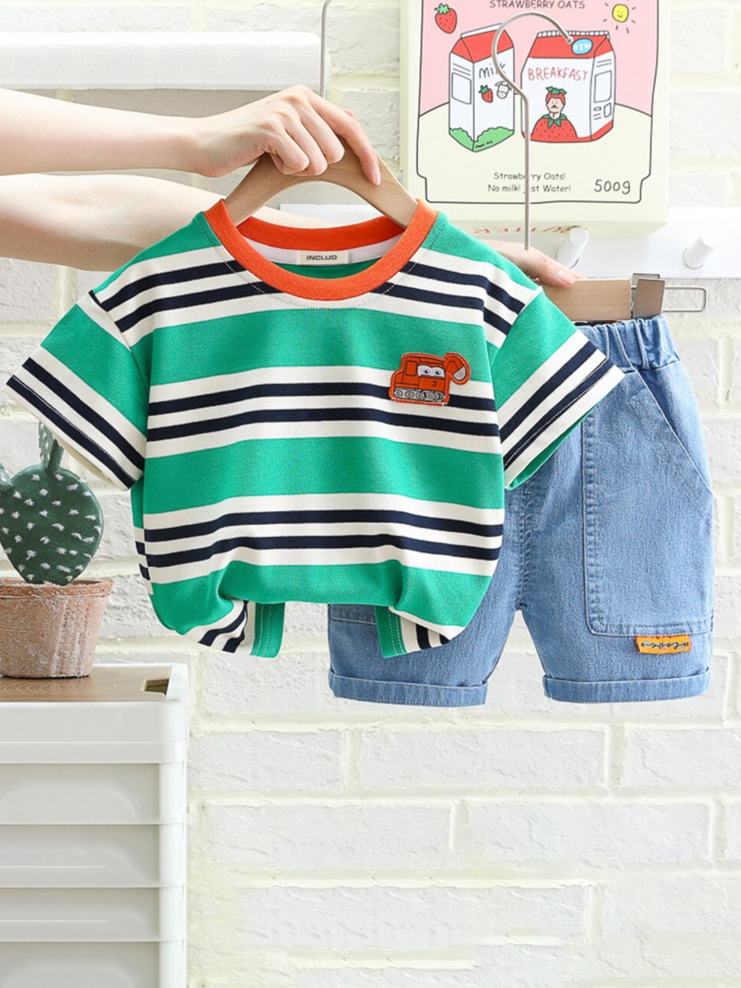 

INCLUD Infant Boys Striped T-shirt with Denim Shorts, Green
