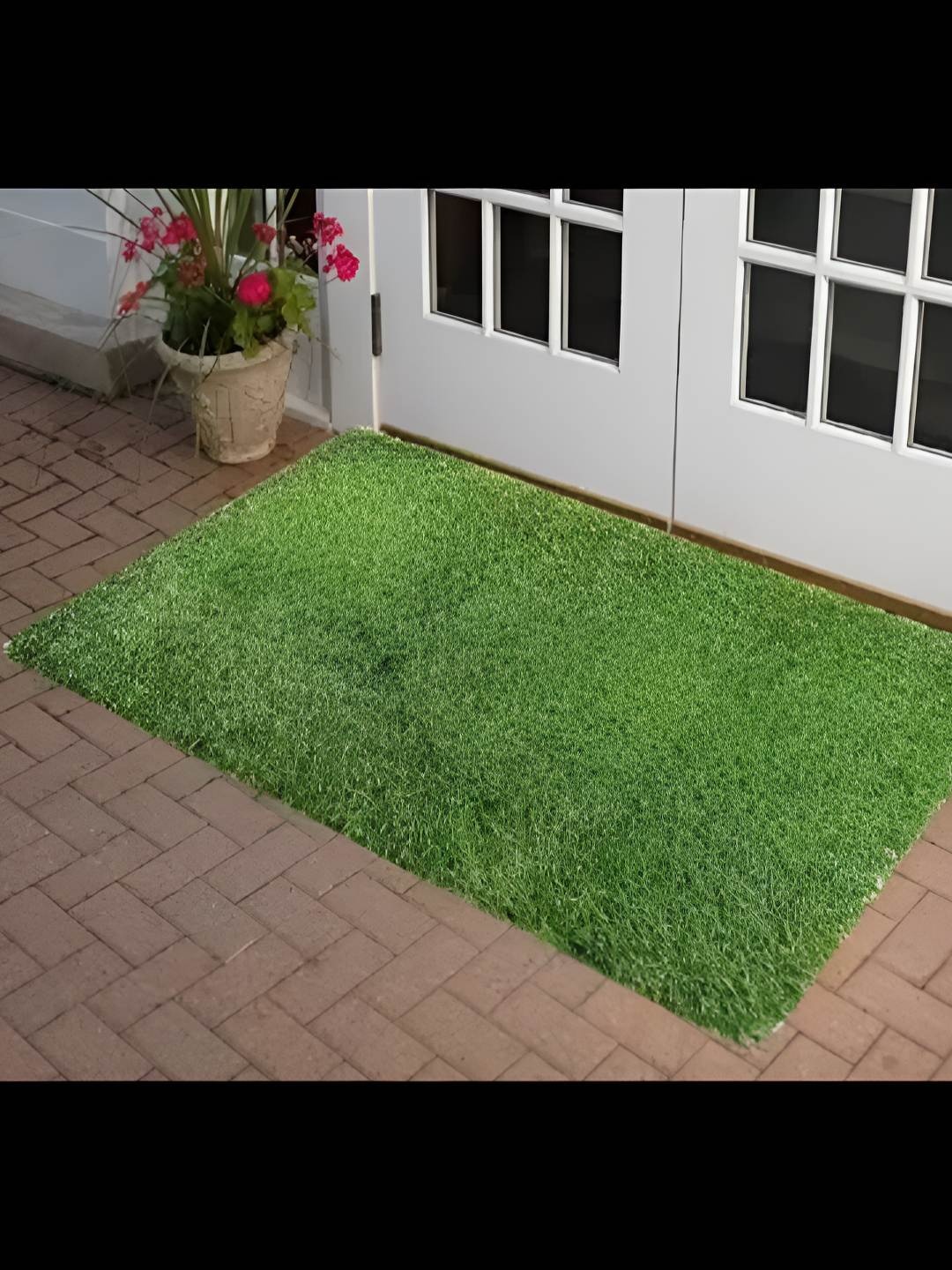

Supreme Home Collective Green Water-Resistant Artificial Grass Floor Mats