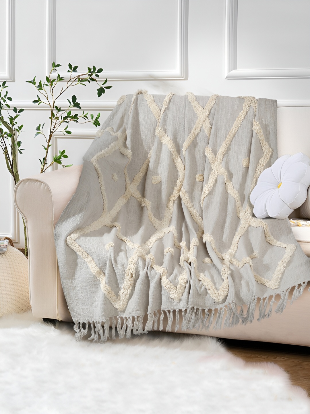 

eyda Grey & Beige Diamond Tufted Cotton Throw Blanket