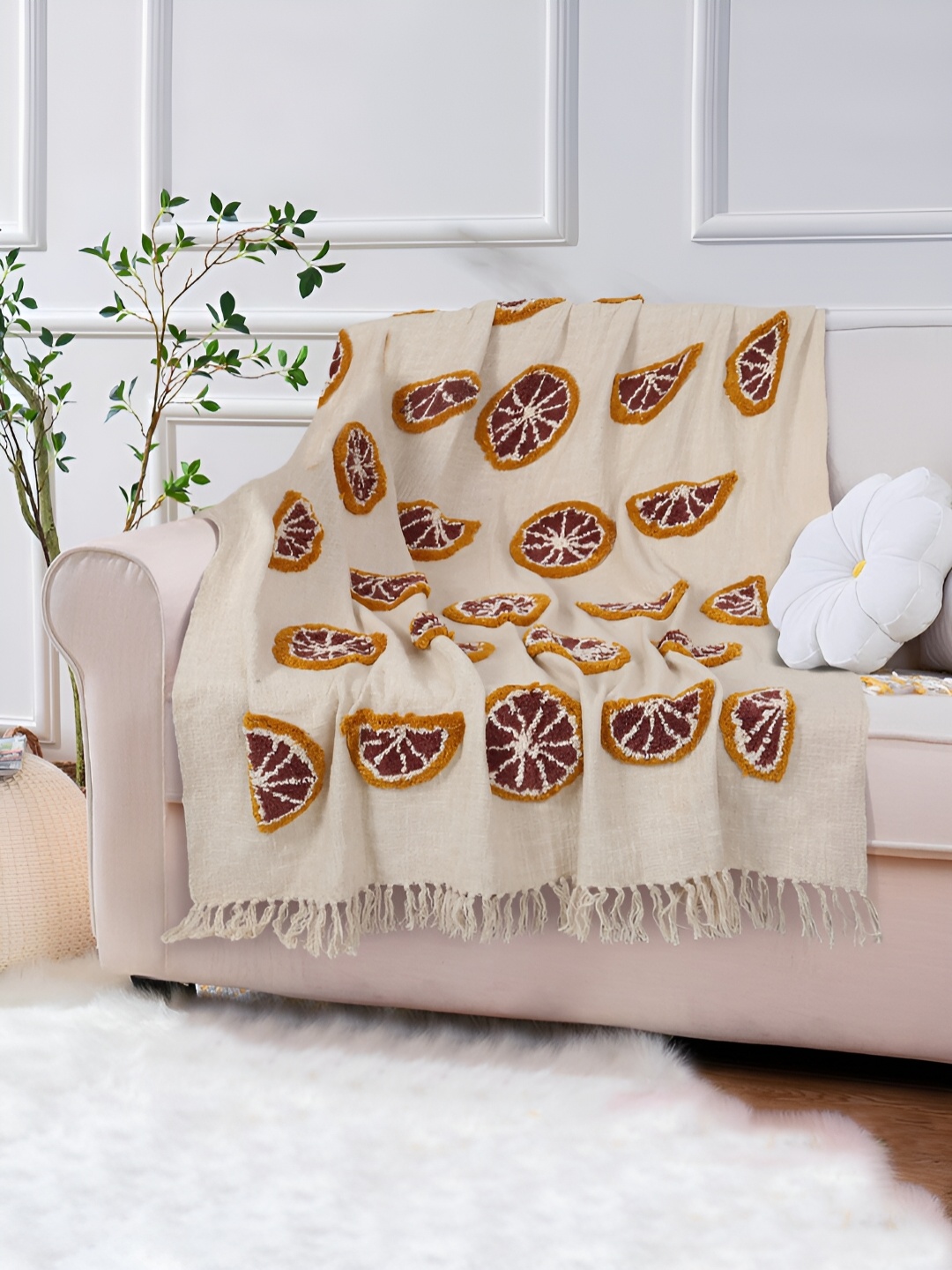 

eyda Cream & Brown Tufted Cotton Throw Blanket